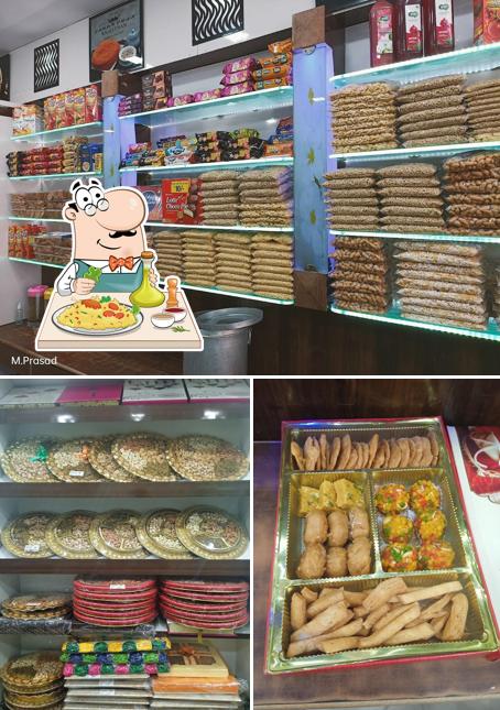 Food at Bikaner Mishthan Bhandar