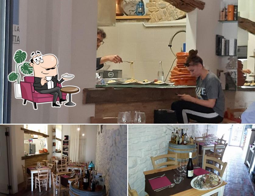 Gli interni di Osteria la Spasetta