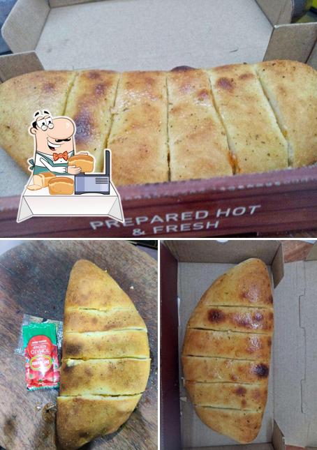 Garlic bread at Just Pizzas Garlic bread at Just Pizzas