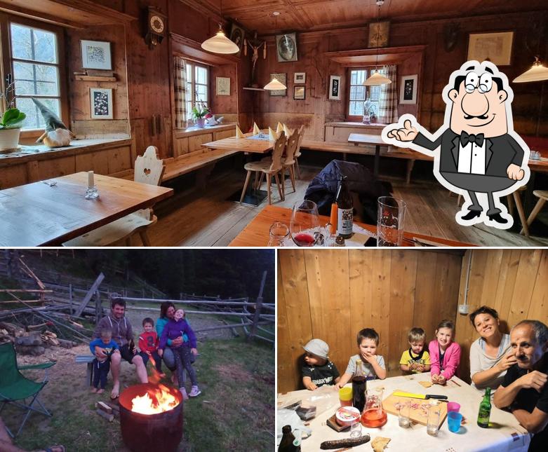 Siediti a un tavolo di Buschenschank Gschlössler