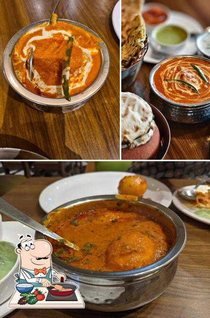 Chicken curry at Moti Mahal Delux