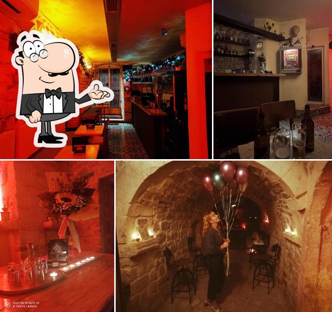 Dai un'occhiata agli interni di AVE Caffe Bar