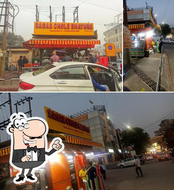 Check out how Sagar chole bhature looks outside