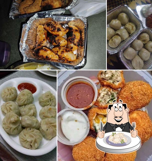 Dumplings at Sapna Momos