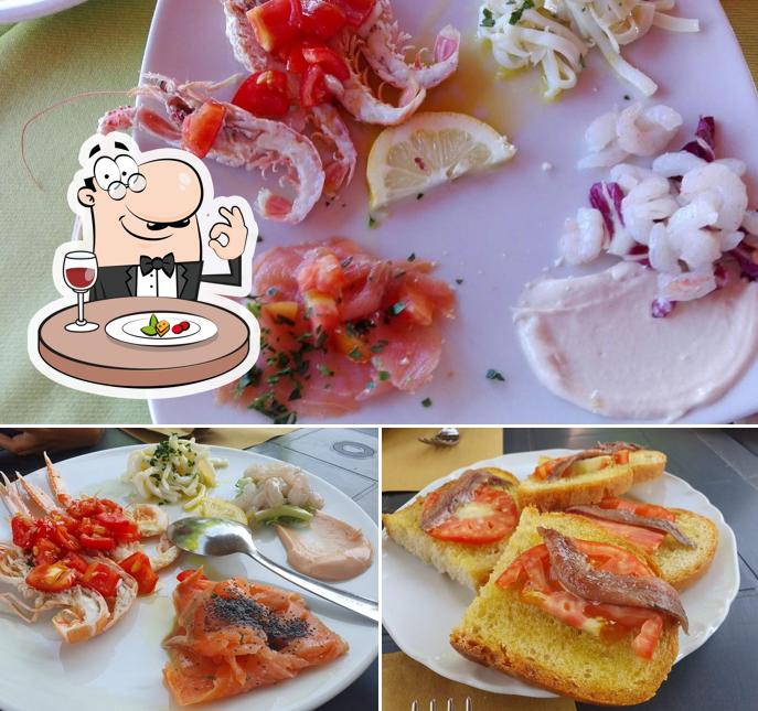 Platti al Ristorante Bar Lo Spuntino