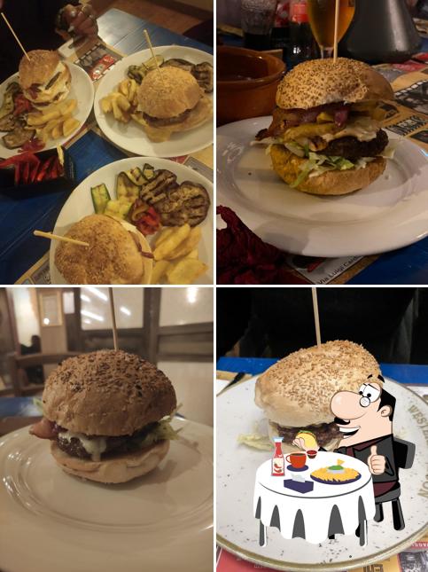Ordina un hamburger a Western Saloon - Pub Braceria - Vasto Marina