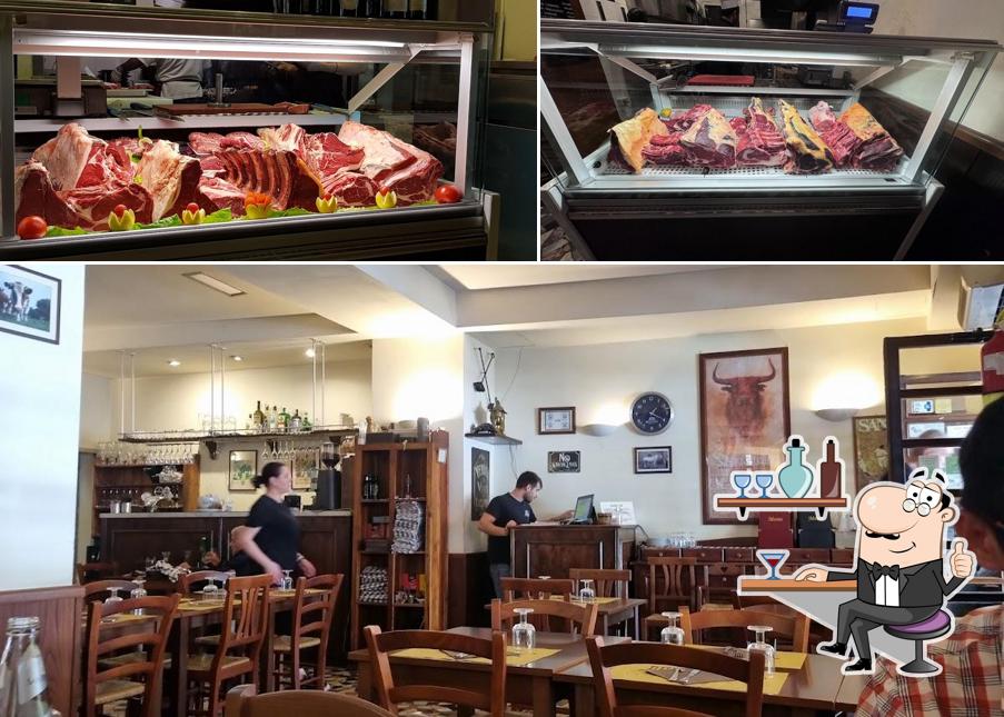 Dai un'occhiata agli interni di Bull Steak