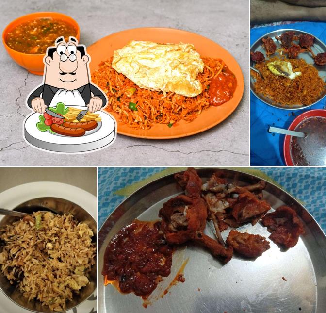 Food at Chinese Express