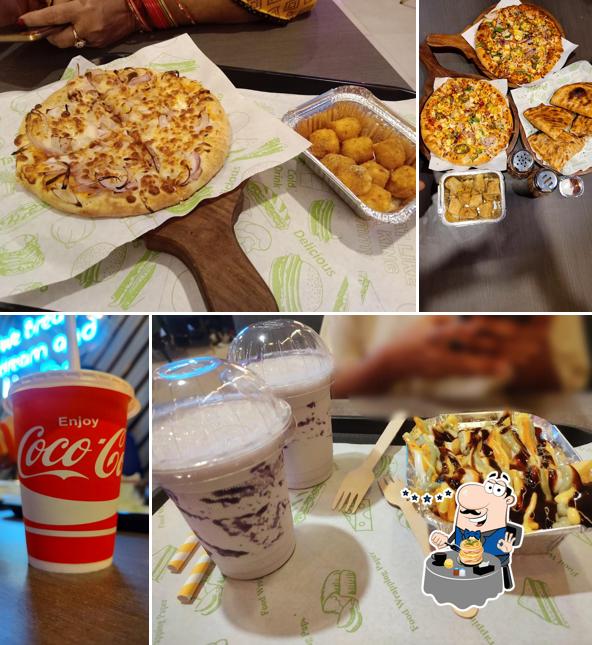 Food at D’delicious (sadar bazar)