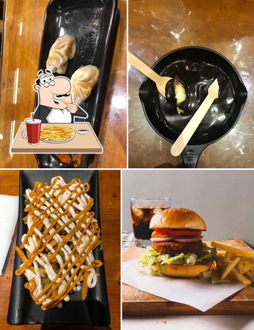 French fries at U1'S DINER