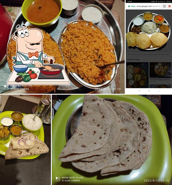 Chicken curry at Priya's Kitchen