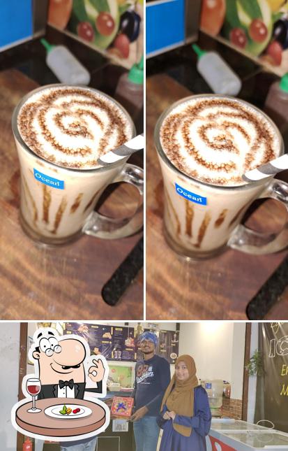 The image of Hotspot sandwich and smoothies’s food and beverage