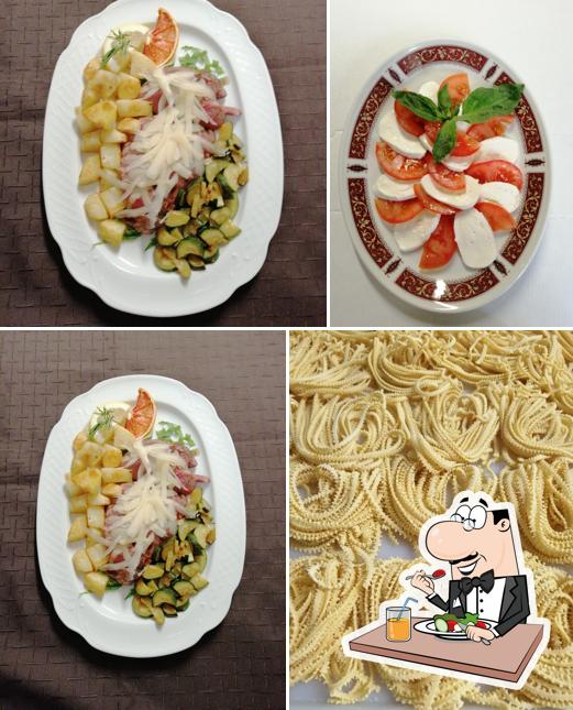 Platti al La Nuova Pergola Ristorante Pizzeria Italiana