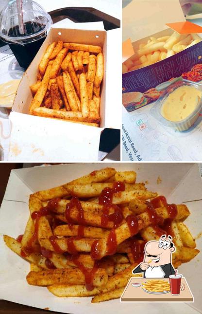 Taste chips at Crunch