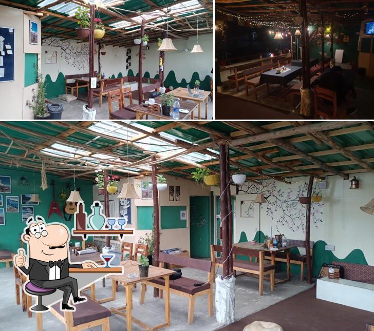The interior of Leli's Garden