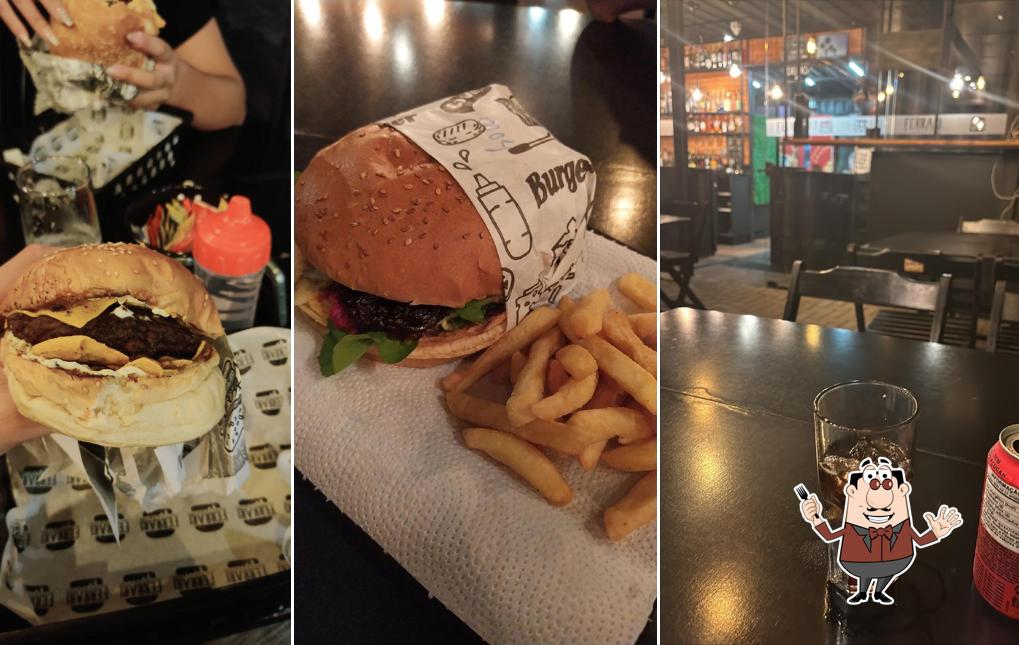 Comida em Ferrari House Hamburgueria