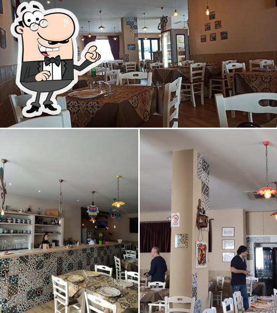 Siediti a un tavolo di PAPPULIÀ - Trattoria Napoletana