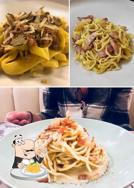 Spaghetti alla carbonara al Ristorante Fagiolari