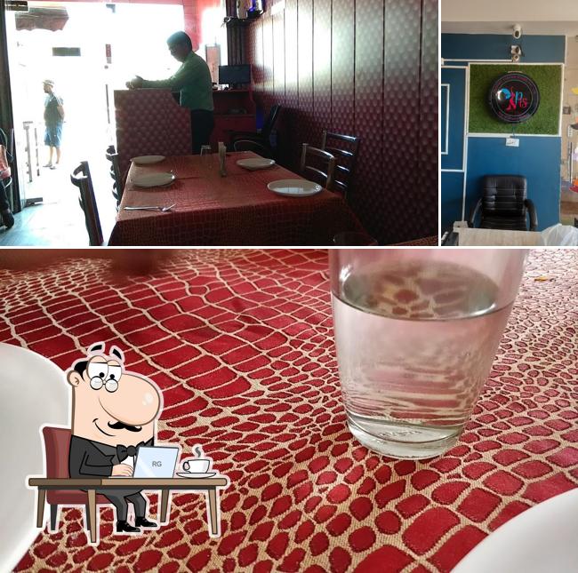 The interior of Khana Khazana