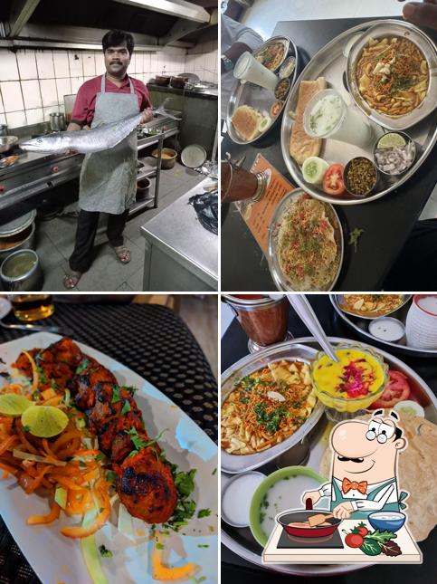 Chicken curry at Narmada Bar and Resto