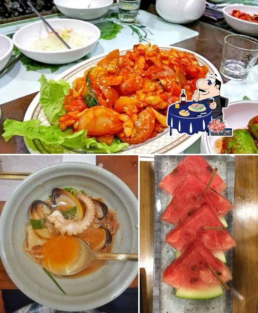 Try out different seafood dishes available at SEOUL•서울•ソウル
