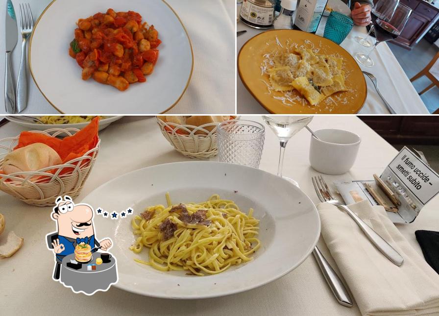 Platti al Osteria Piazza Sordello 26