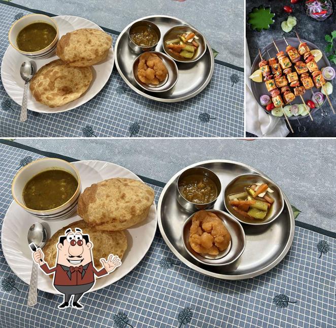 Meals at Pt Pirthi Di Hatti