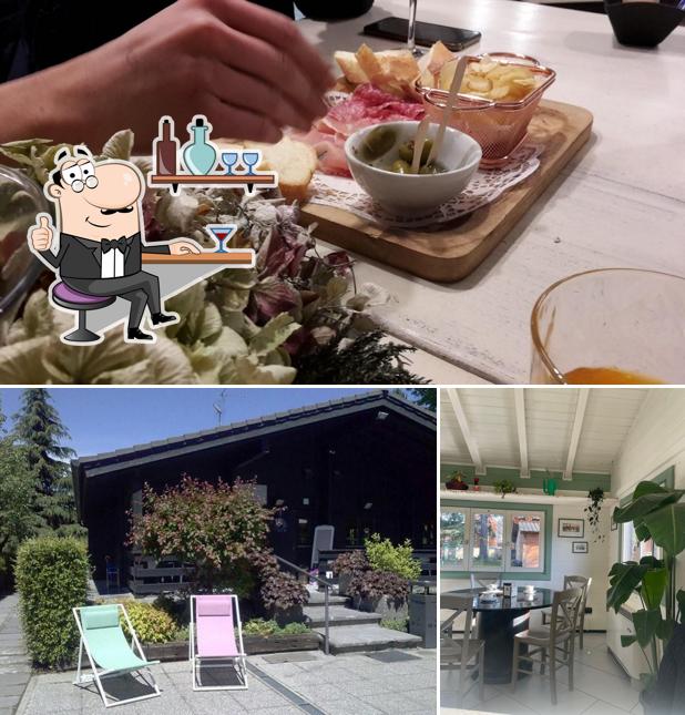 Siediti a un tavolo di Chalet degli Amici Cafe' Bistrot