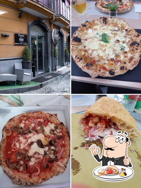 A Marinà Pizza Experience, puoi assaggiare una bella pizza