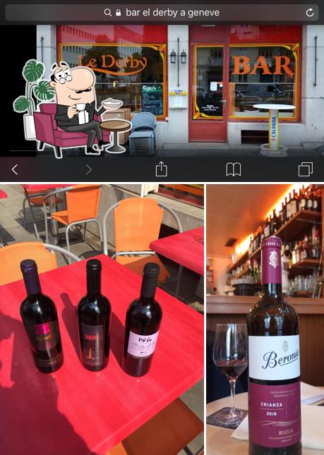 Siediti a un tavolo di Bar à café le Derby