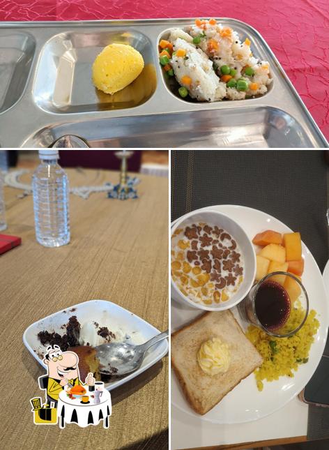 Food at Maharaja Agrasen Palace - Lonavala