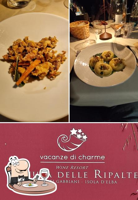Guarda la immagine che raffigura la cibo e esterno di Ristorante Villa delle Ripalte
