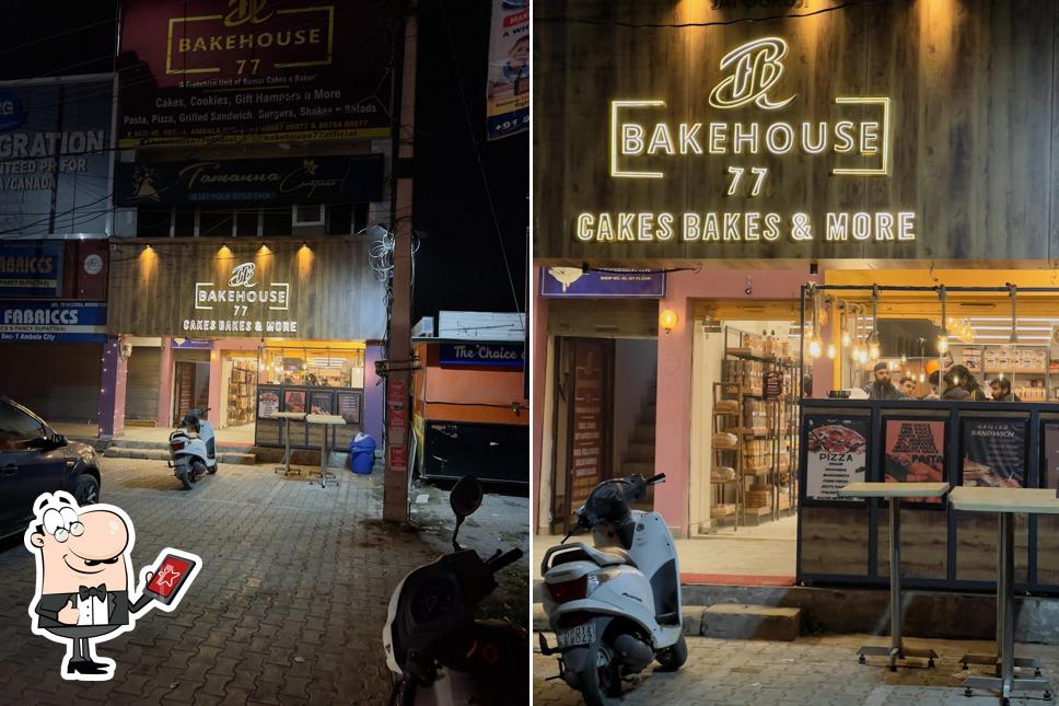 The exterior of BAKE HOUSE 77