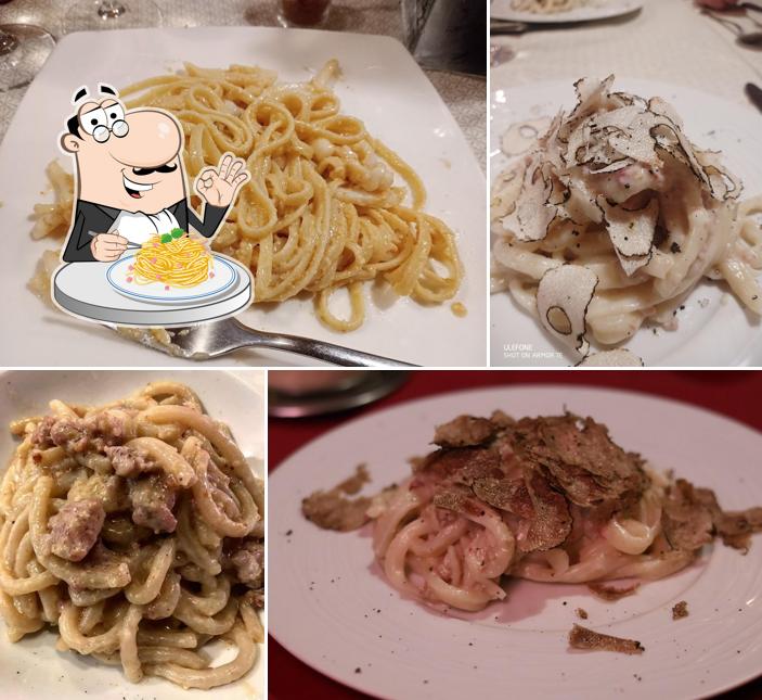Spaghetti alla carbonara al la pentolaccia