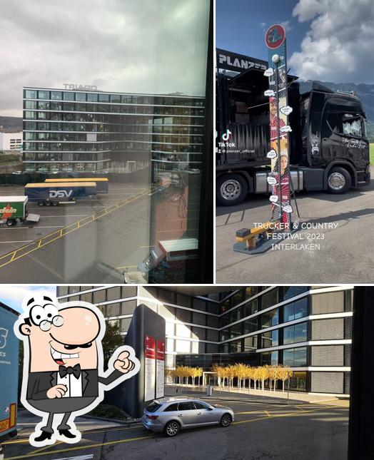 Guarda gli esterni di Restaurant TRIAGO