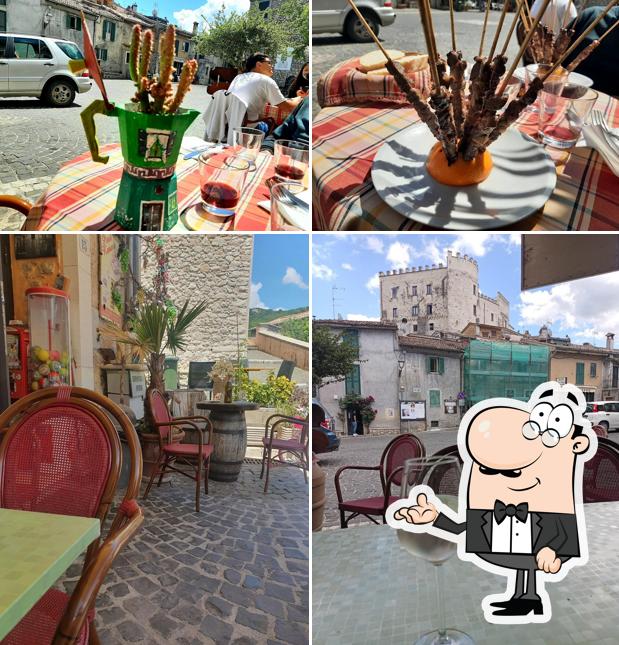 La foto di interni e esterno da Osteria Bar Spaghetteria Da Vito
