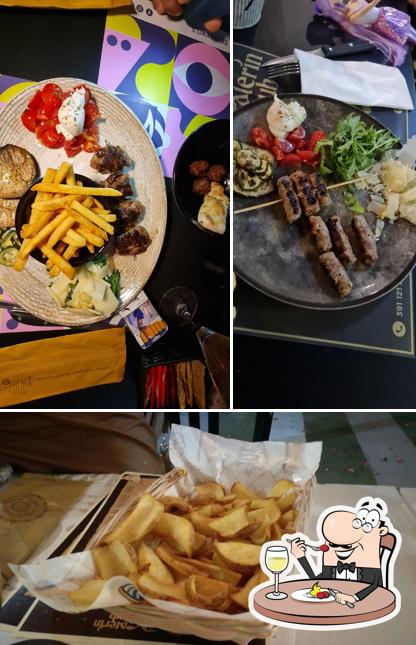 Souvlaki al Katerin Pub