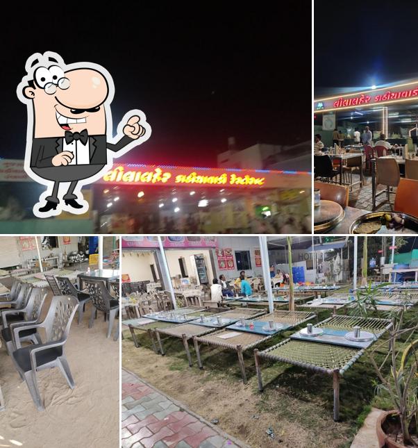The interior of Leelalaher Kathiyawadi Restaurant (Palanpur)