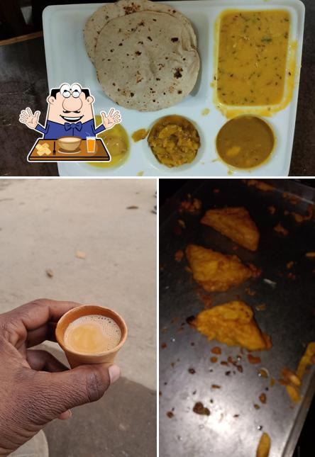 Food at Marwari Pavitra Bhojnalaya
