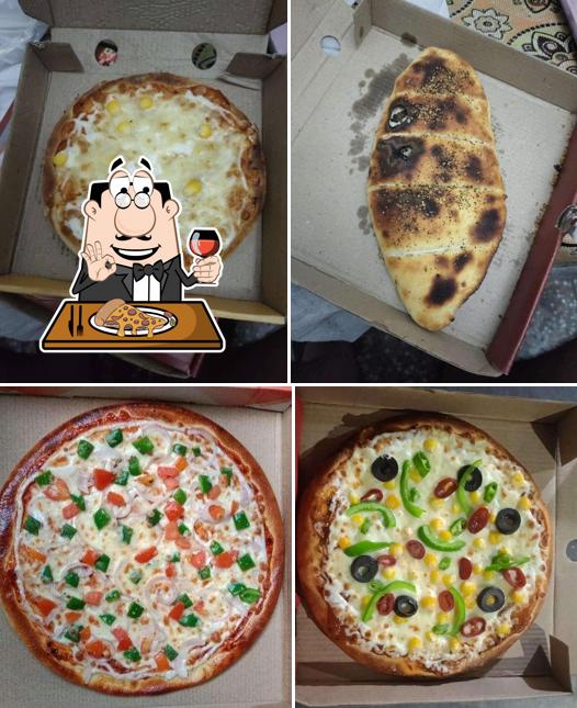 At MUD OVEN PIZZA CAFE, you can order pizza