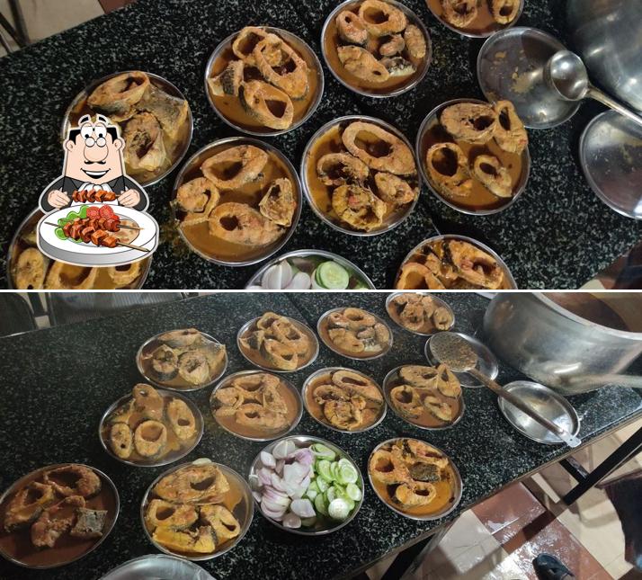 Meals at Raju Food Cort
