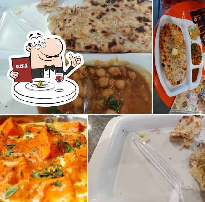 Food at Amritsar Haveli VR Punjab Mall