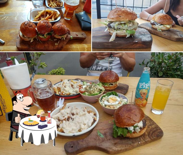 Concediti un bell'hamburger a Submarine Burger Frankopanska