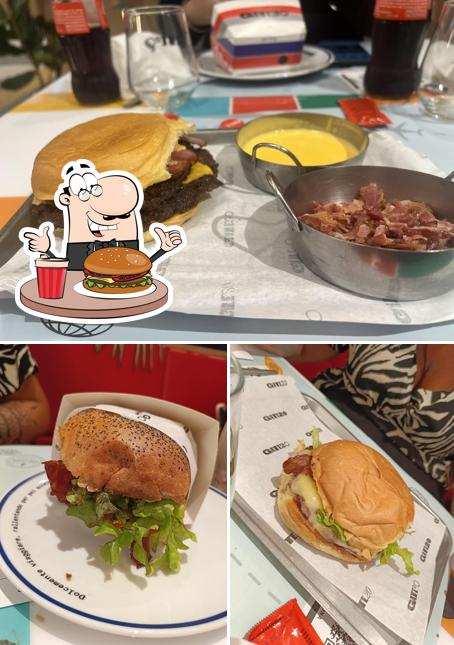 Prenditi un hamburger a GATE 20 Burger Tour