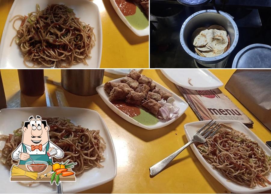 Spaghetti bolognese at Om Dhaba