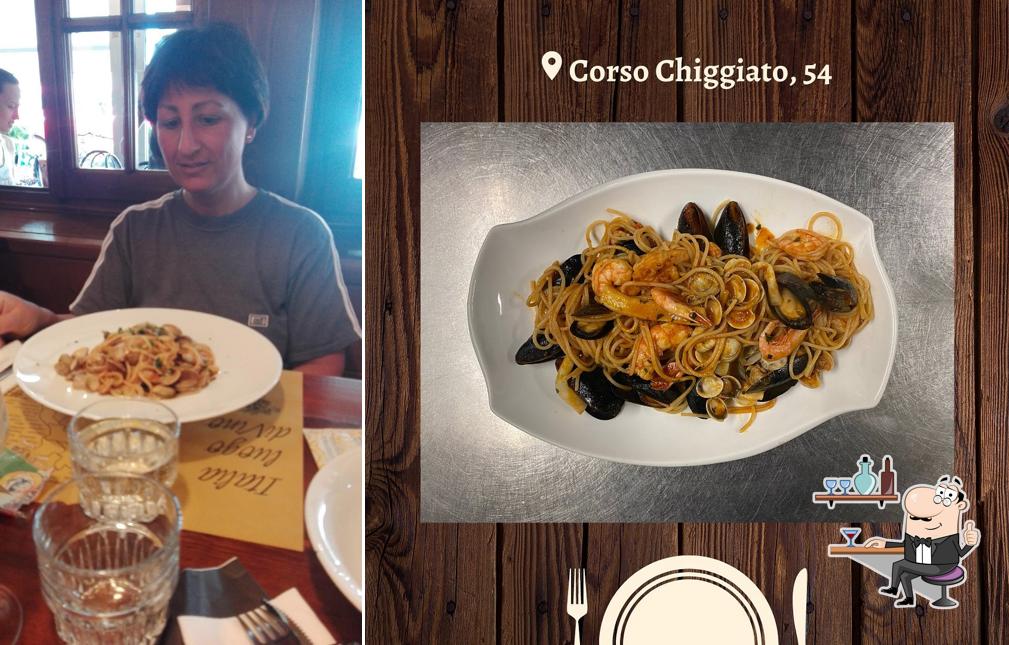 Dai un'occhiata agli interni di Spaghetti Haus
