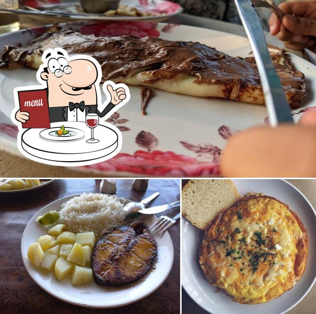 Food at Sunset Point Cafe