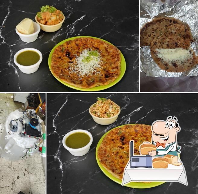 Garlic bread at Paratha Corner - Home Style Punjabi Paratha - Kharghar