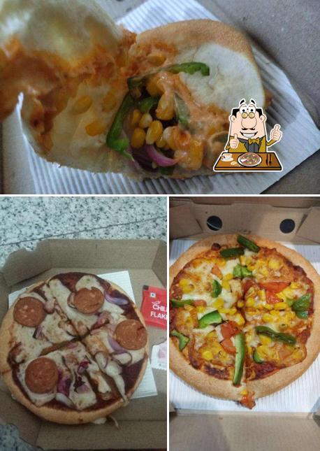 At Pizza Hut Balapur X road, Hyderabad, you can try pizza