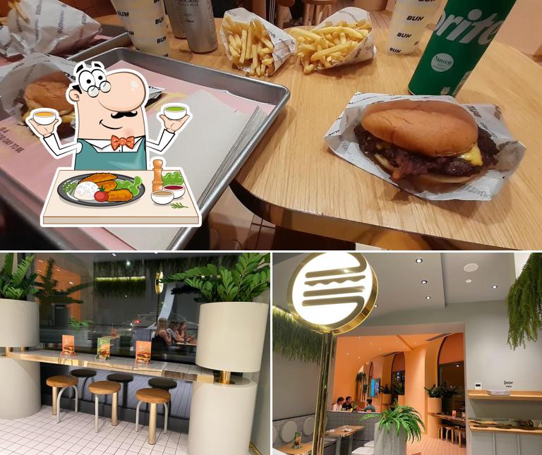 La cibo e interni del ristorante